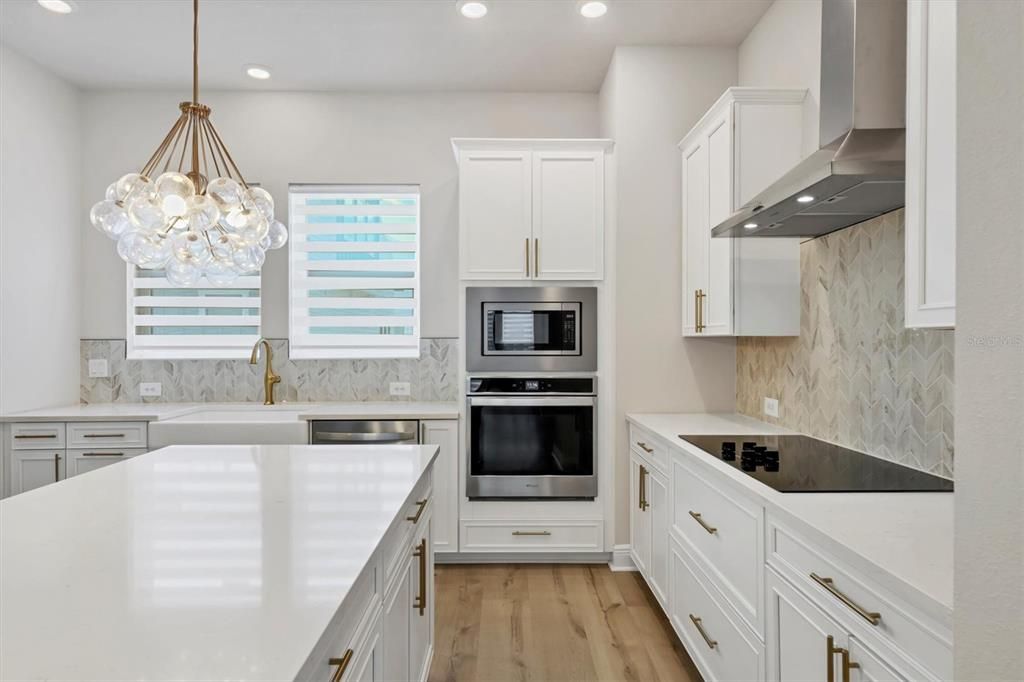 Active With Contract: $3,750 (3 beds, 3 baths, 2066 Square Feet)