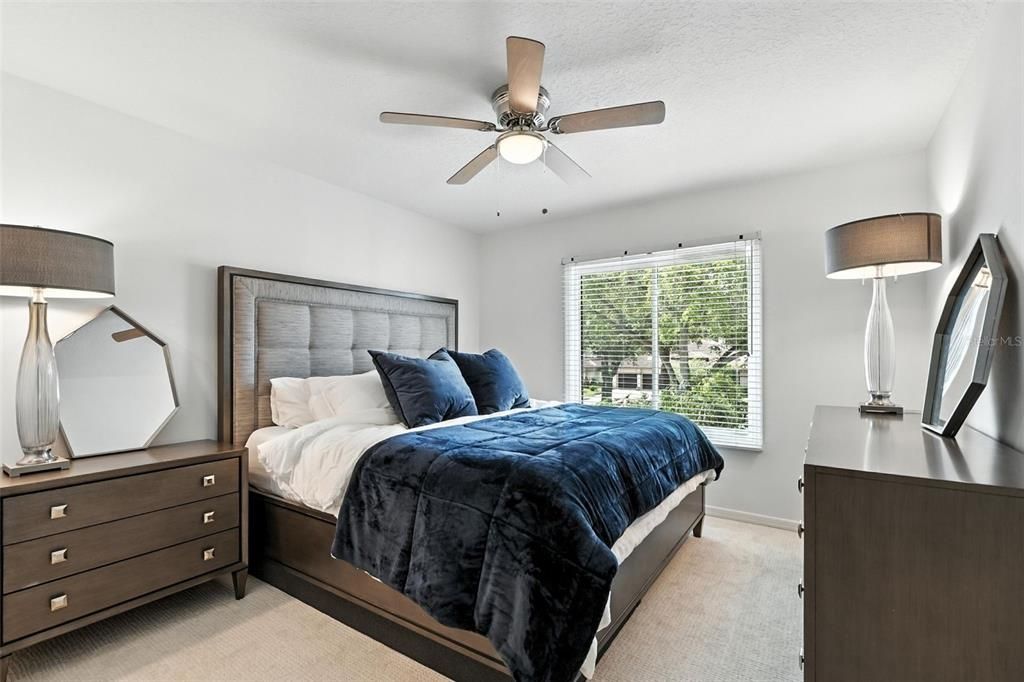 На продажу: $799,000 (3 спален, 2 ванн, 3110 Квадратных фут)