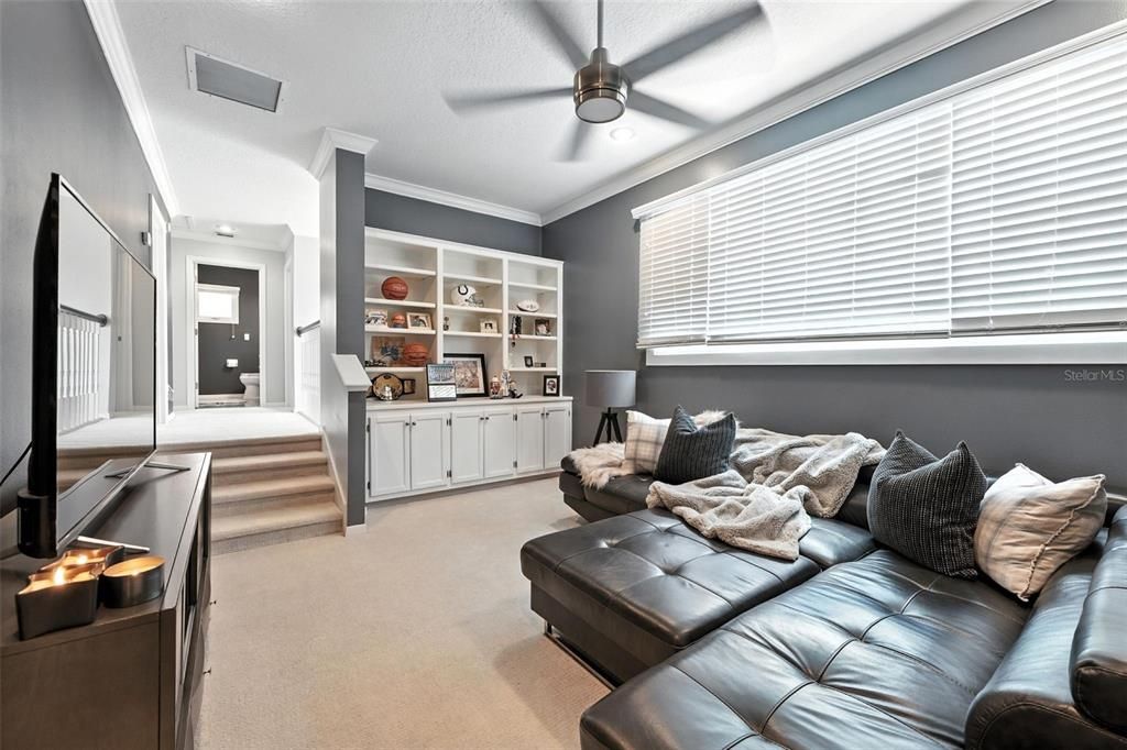 На продажу: $799,000 (3 спален, 2 ванн, 3110 Квадратных фут)