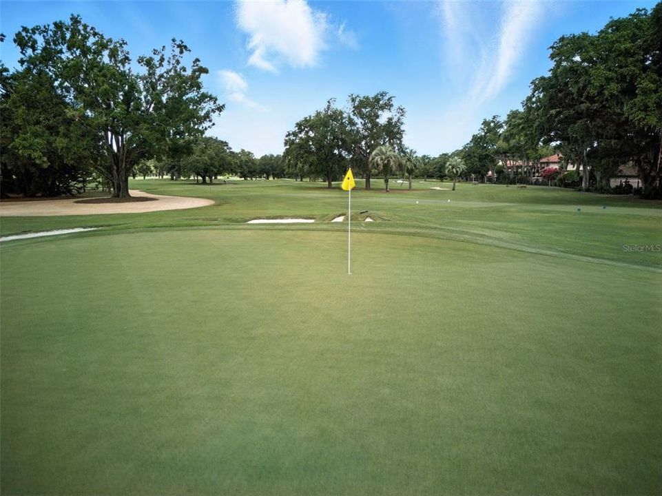 На продажу: $799,000 (3 спален, 2 ванн, 3110 Квадратных фут)