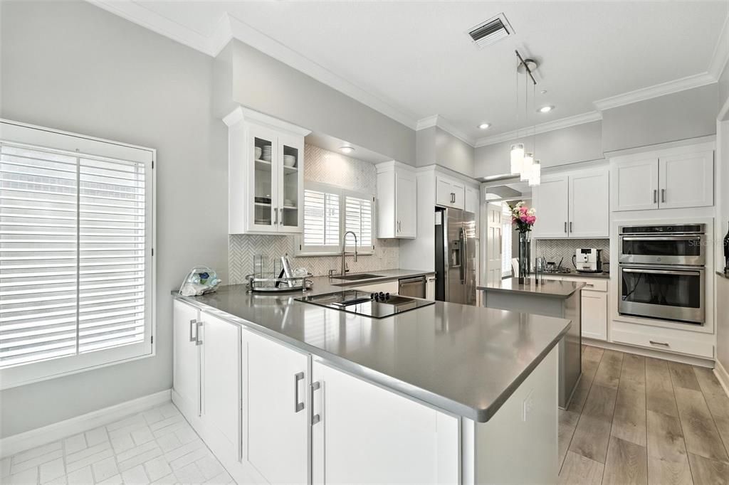 На продажу: $799,000 (3 спален, 2 ванн, 3110 Квадратных фут)