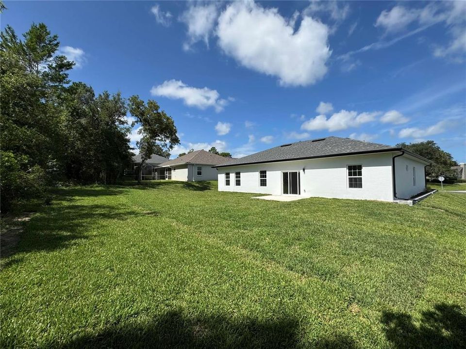 For Sale: $339,000 (4 beds, 2 baths, 1888 Square Feet)