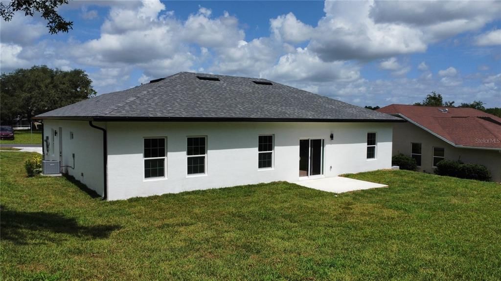 For Sale: $339,000 (4 beds, 2 baths, 1888 Square Feet)