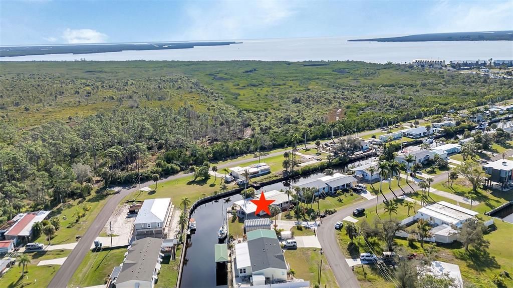 Active With Contract: $269,000 (2 beds, 2 baths, 1852 Square Feet)