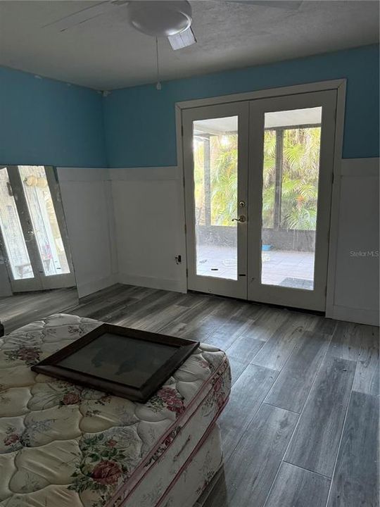 Active With Contract: $269,000 (2 beds, 2 baths, 1852 Square Feet)