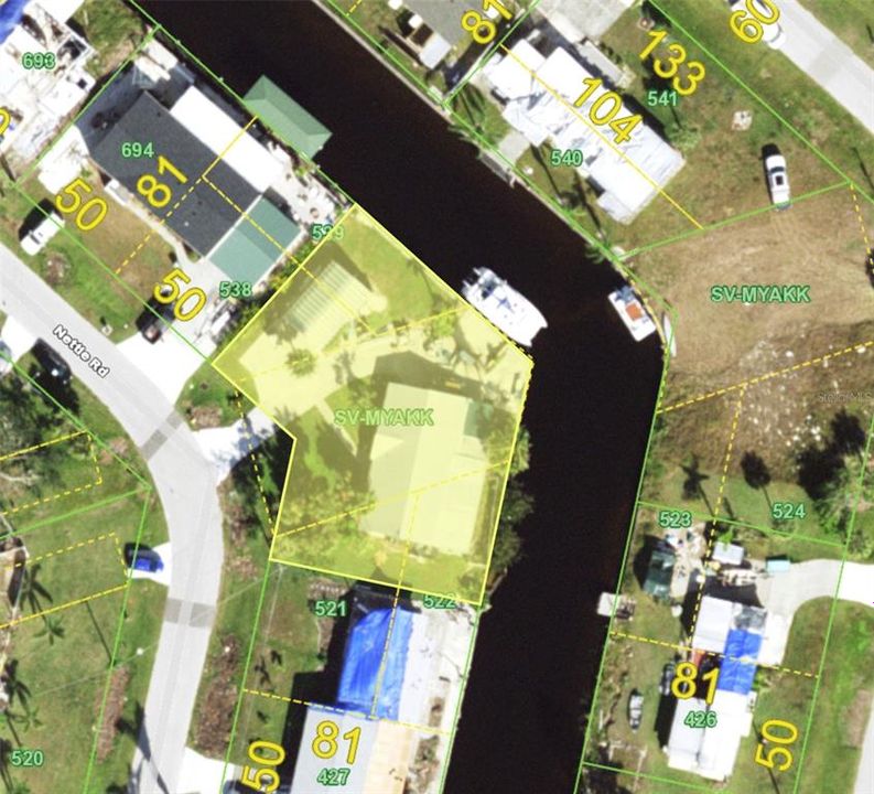 Active With Contract: $269,000 (2 beds, 2 baths, 1852 Square Feet)