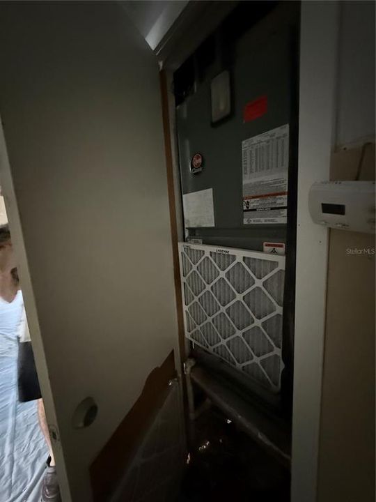 Active With Contract: $269,000 (2 beds, 2 baths, 1852 Square Feet)