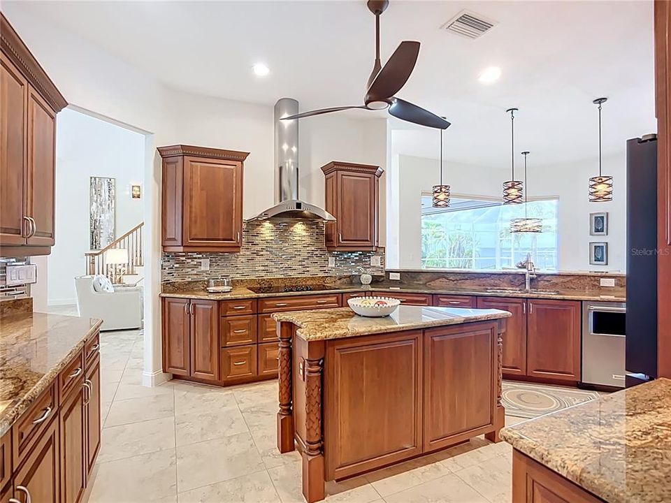 For Sale: $1,650,000 (3 beds, 2 baths, 3444 Square Feet)