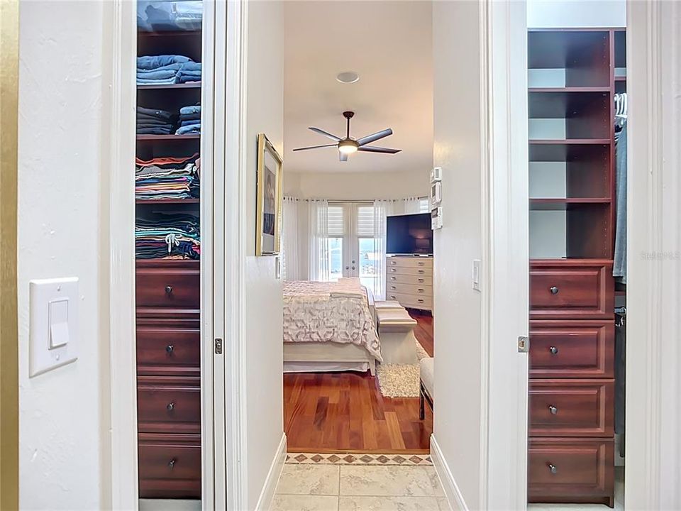 For Sale: $1,650,000 (3 beds, 2 baths, 3444 Square Feet)