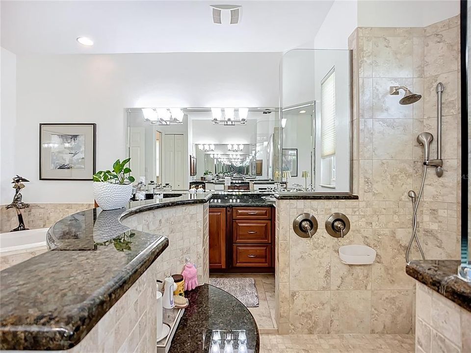 For Sale: $1,650,000 (3 beds, 2 baths, 3444 Square Feet)