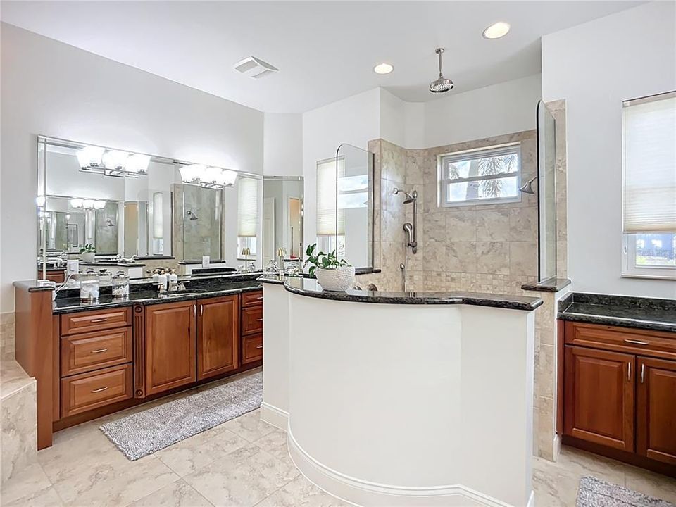 For Sale: $1,650,000 (3 beds, 2 baths, 3444 Square Feet)