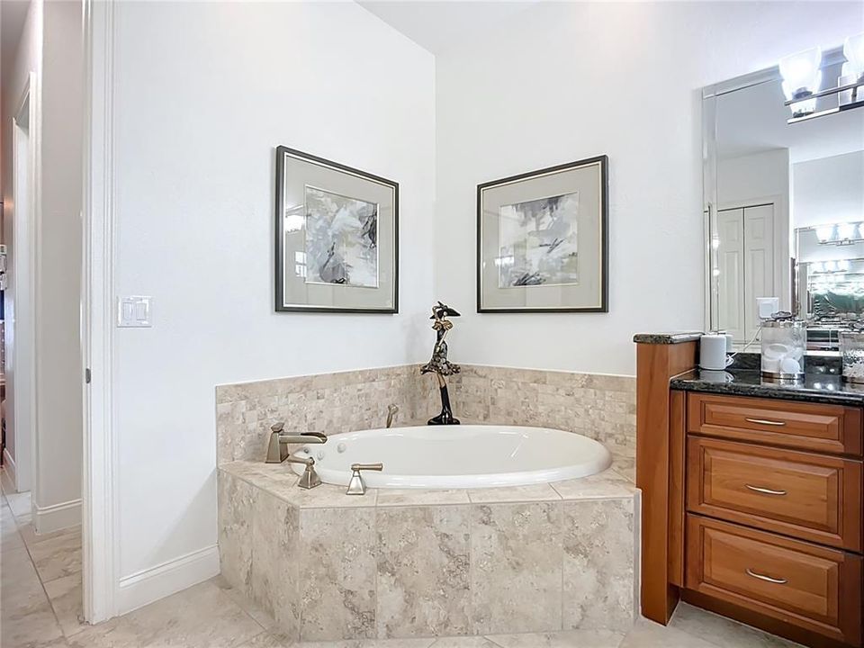 For Sale: $1,650,000 (3 beds, 2 baths, 3444 Square Feet)