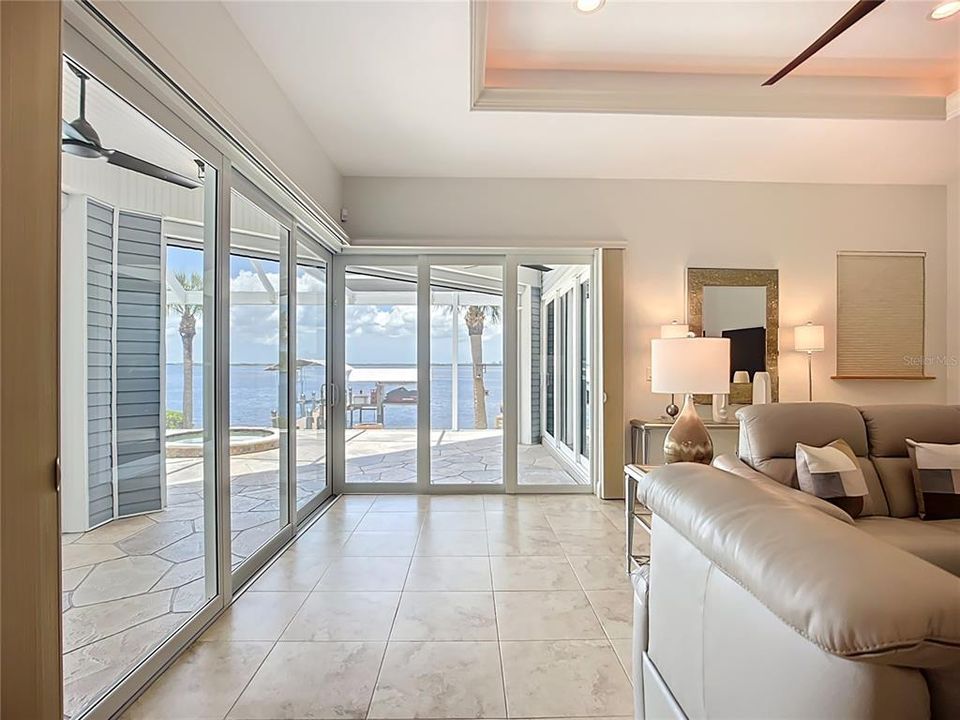 For Sale: $1,650,000 (3 beds, 2 baths, 3444 Square Feet)