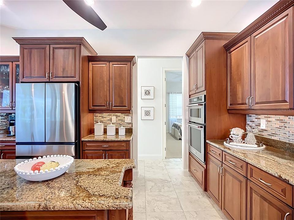 For Sale: $1,650,000 (3 beds, 2 baths, 3444 Square Feet)