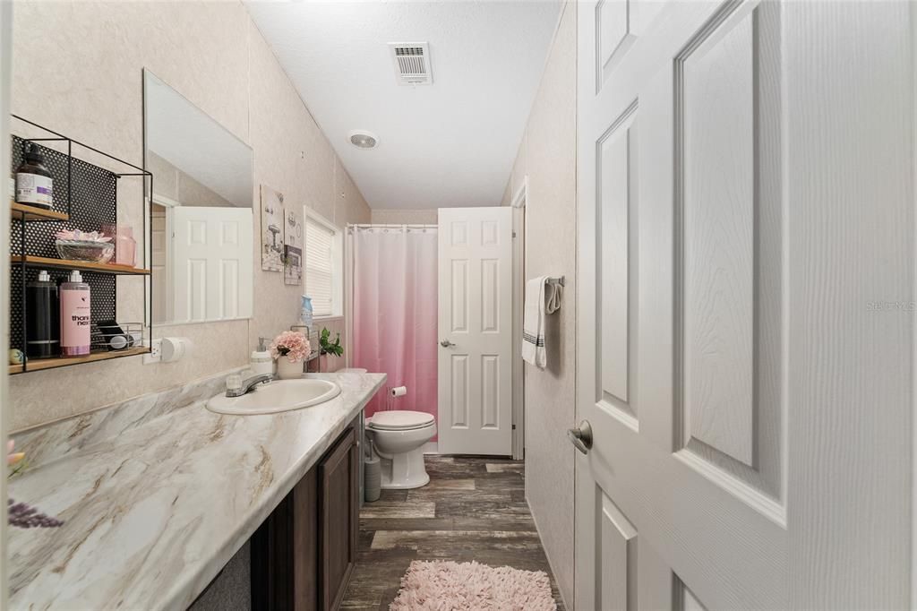 Active With Contract: $189,000 (2 beds, 2 baths, 1080 Square Feet)