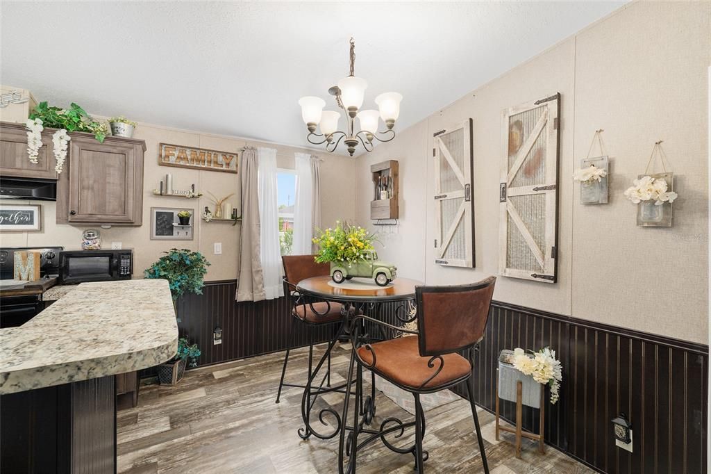 Active With Contract: $189,000 (2 beds, 2 baths, 1080 Square Feet)