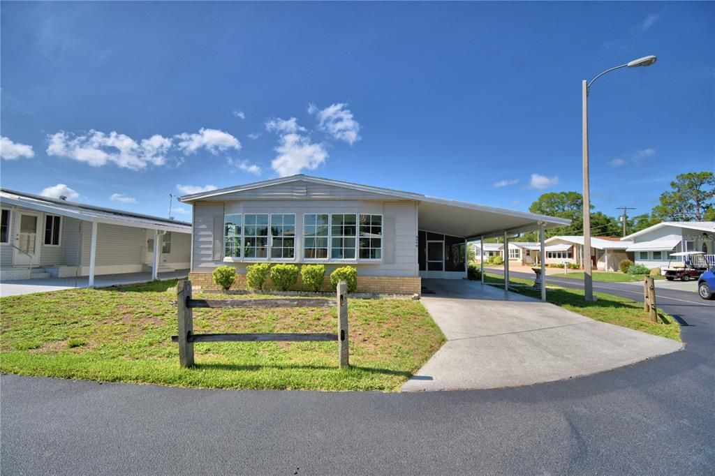 Недавно продано: $125,000 (2 спален, 2 ванн, 1344 Квадратных фут)