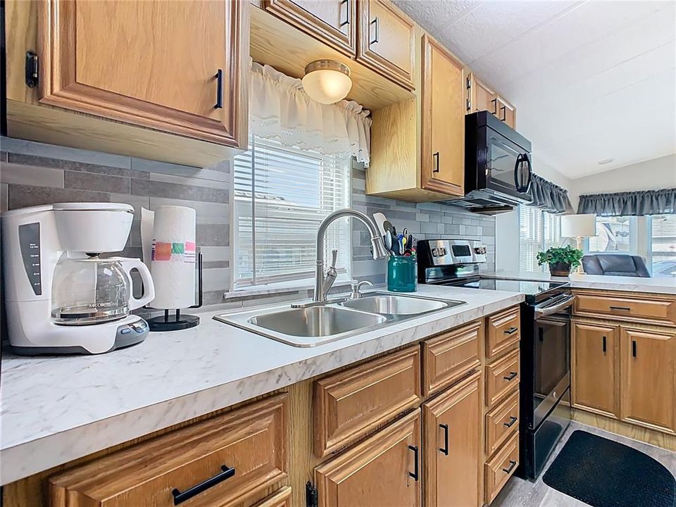 Activo con contrato: $128,900 (1 camas, 1 baños, 680 Pies cuadrados)