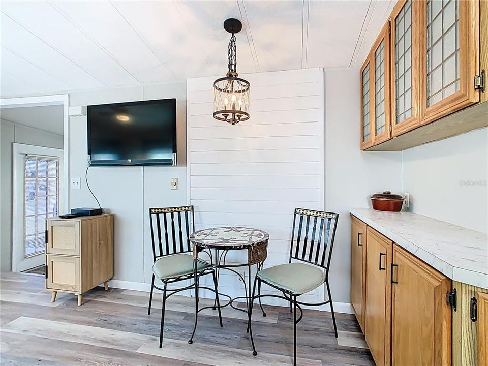 Activo con contrato: $128,900 (1 camas, 1 baños, 680 Pies cuadrados)