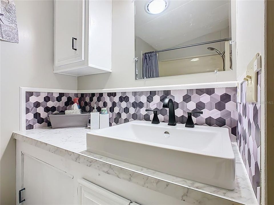 Activo con contrato: $128,900 (1 camas, 1 baños, 680 Pies cuadrados)