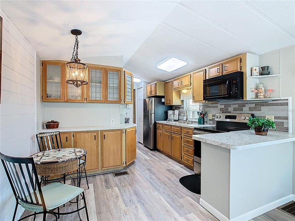 Activo con contrato: $128,900 (1 camas, 1 baños, 680 Pies cuadrados)