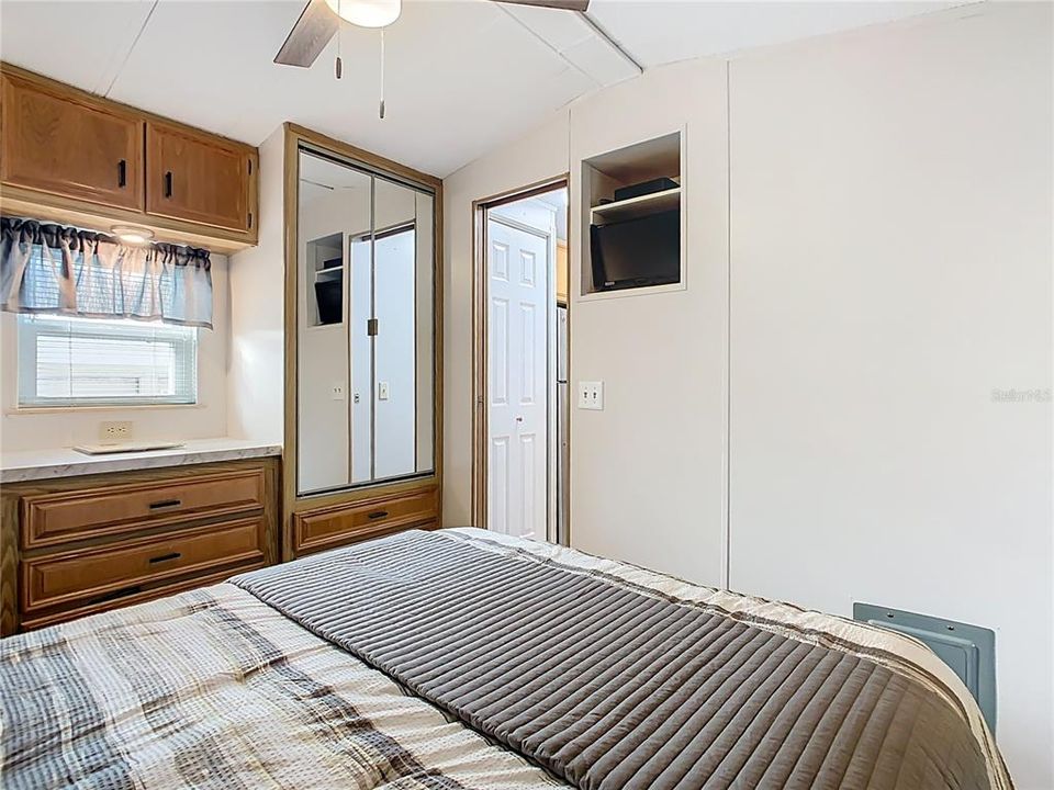 Activo con contrato: $128,900 (1 camas, 1 baños, 680 Pies cuadrados)