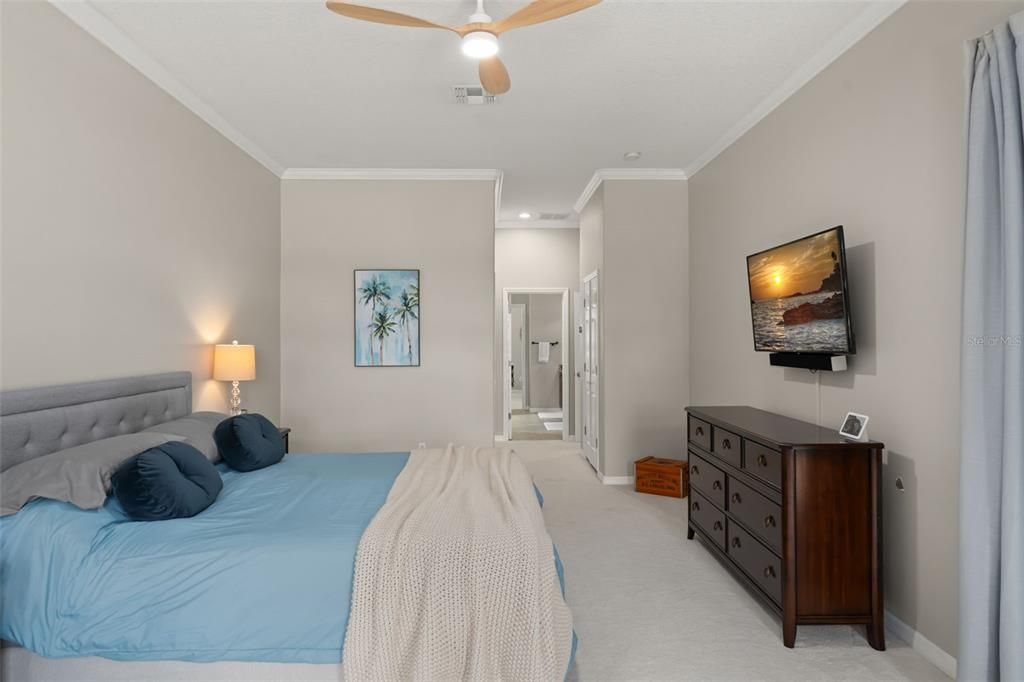 En Venta: $899,000 (5 camas, 3 baños, 3662 Pies cuadrados)