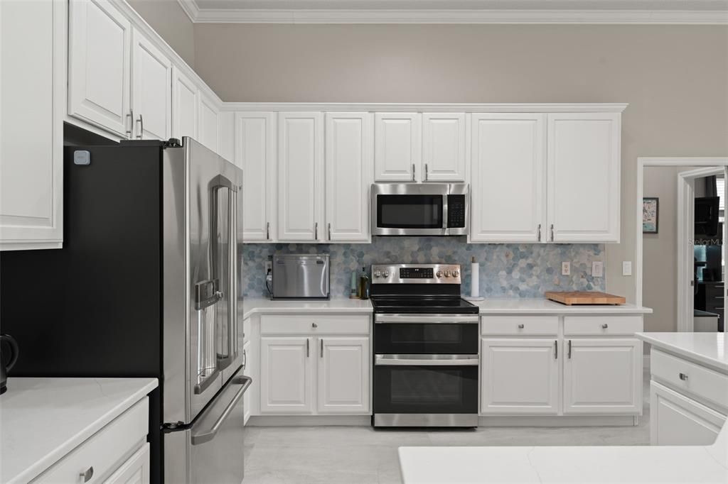 En Venta: $899,000 (5 camas, 3 baños, 3662 Pies cuadrados)