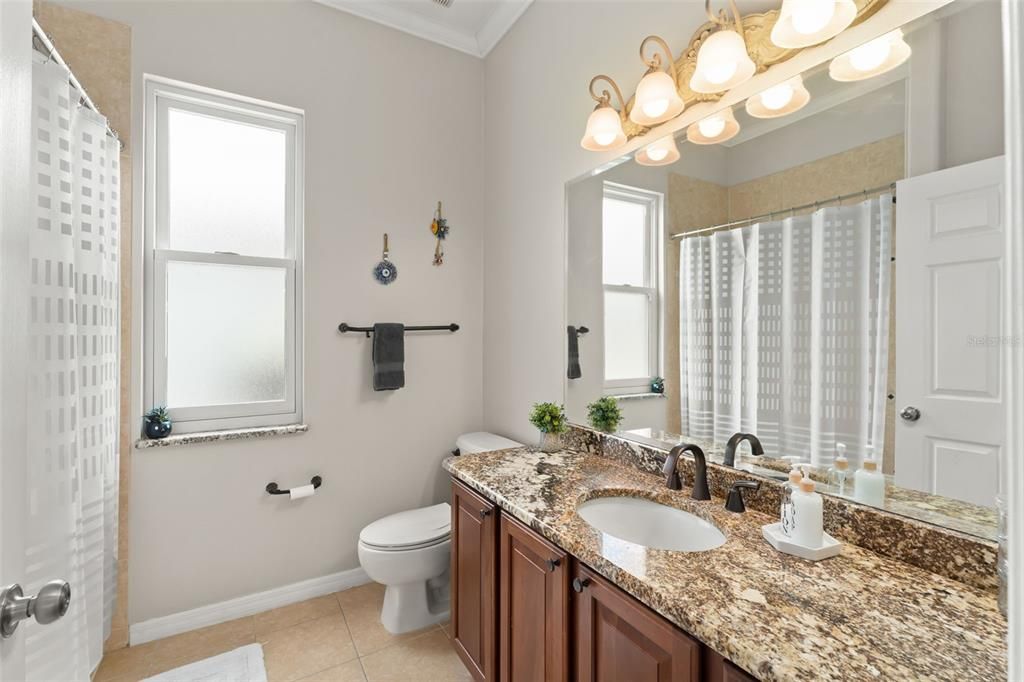 En Venta: $899,000 (5 camas, 3 baños, 3662 Pies cuadrados)