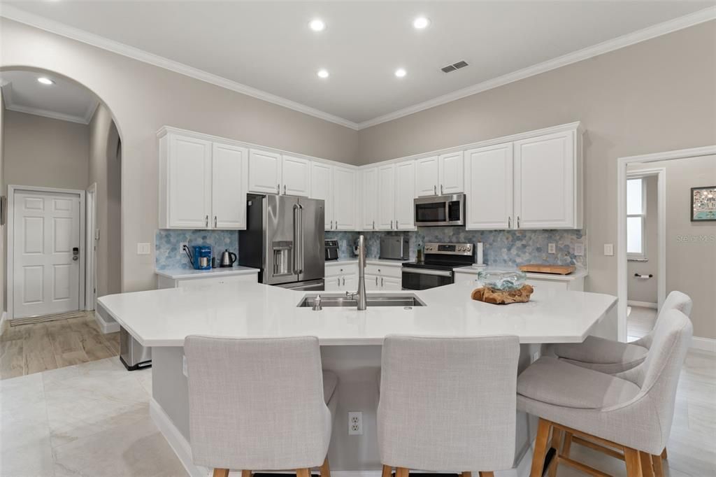 En Venta: $899,000 (5 camas, 3 baños, 3662 Pies cuadrados)