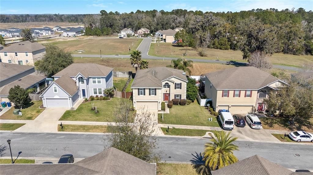 En Renta: $3,000 (4 camas, 2 baños, 2804 Pies cuadrados)