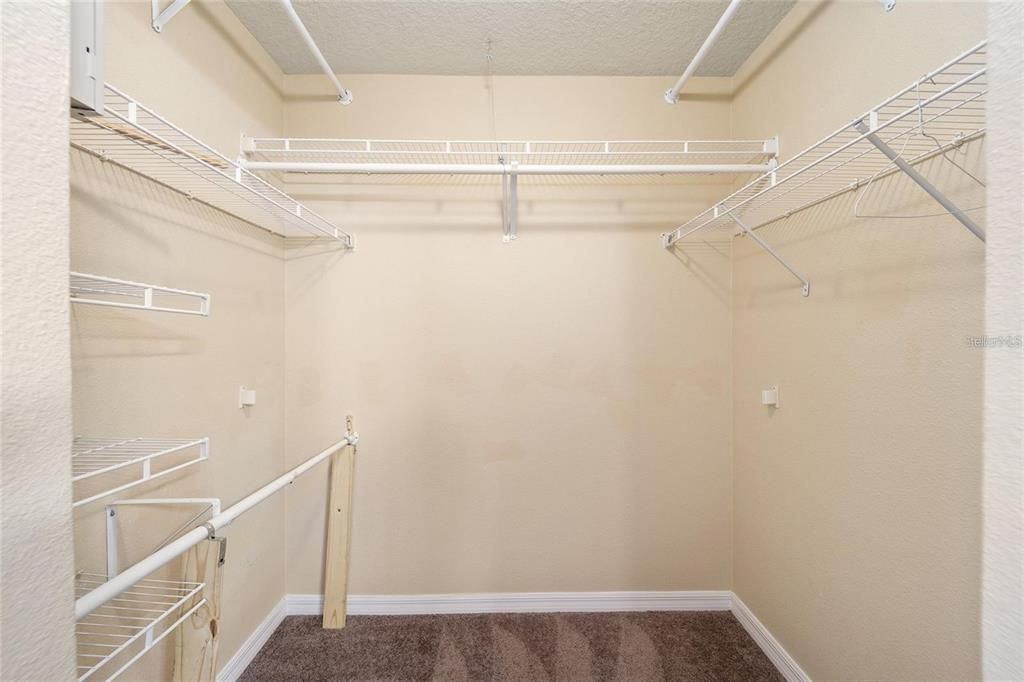 En Renta: $3,000 (4 camas, 2 baños, 2804 Pies cuadrados)