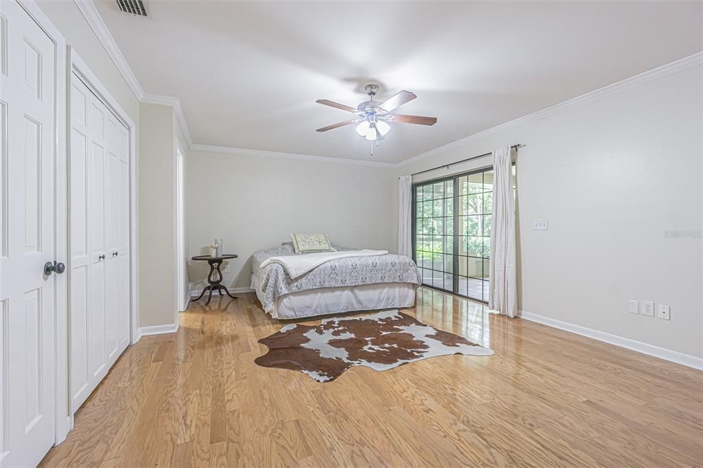 For Sale: $887,000 (4 beds, 2 baths, 3178 Square Feet)