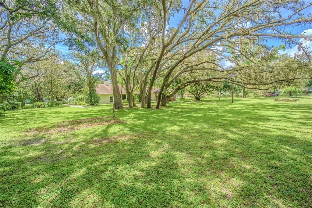 For Sale: $887,000 (4 beds, 2 baths, 3178 Square Feet)