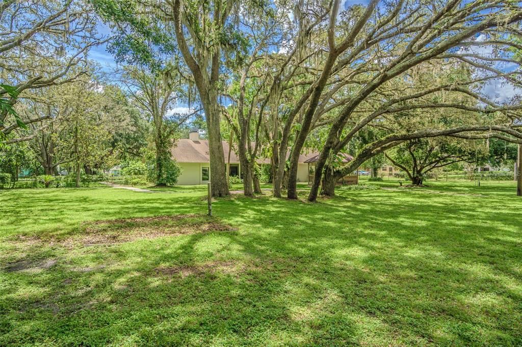 For Sale: $887,000 (4 beds, 2 baths, 3178 Square Feet)