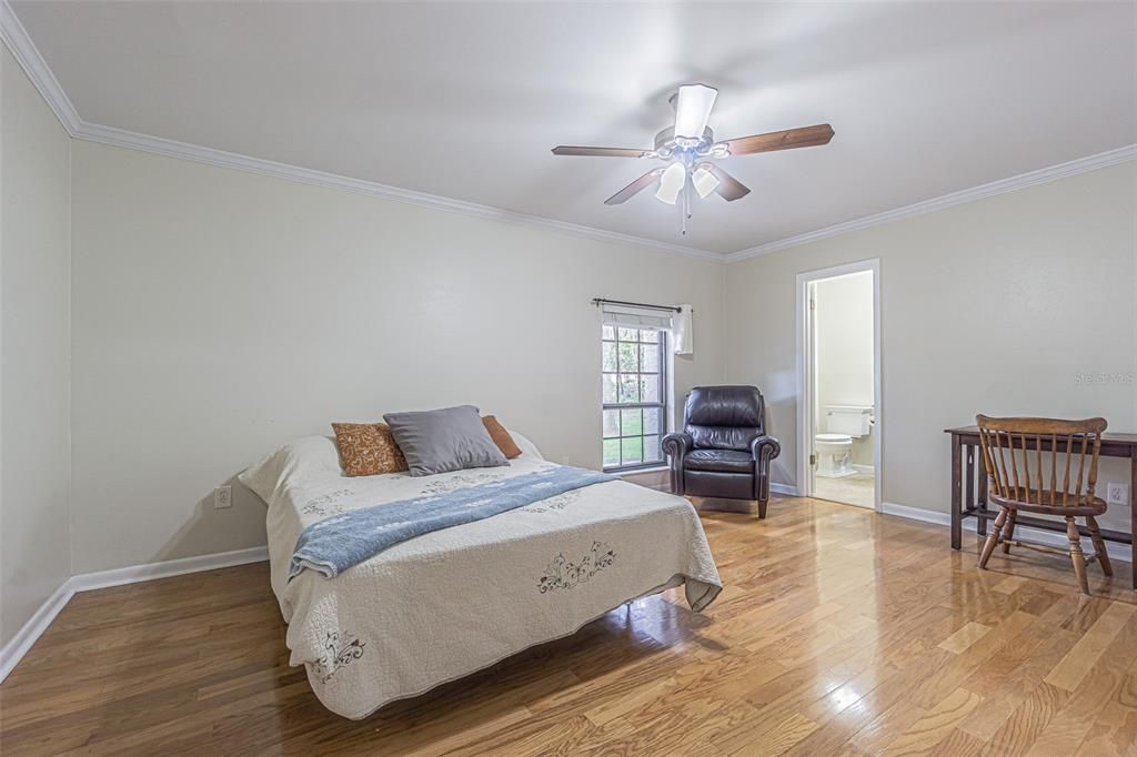 For Sale: $887,000 (4 beds, 2 baths, 3178 Square Feet)