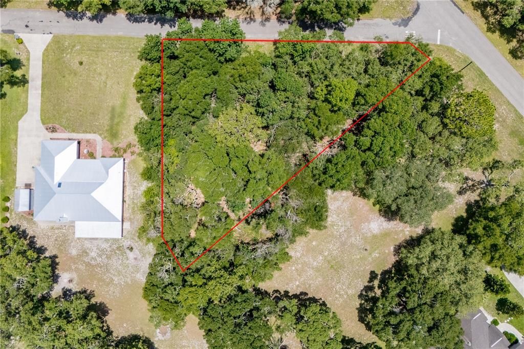 На продажу: $43,900 (0.59 acres)