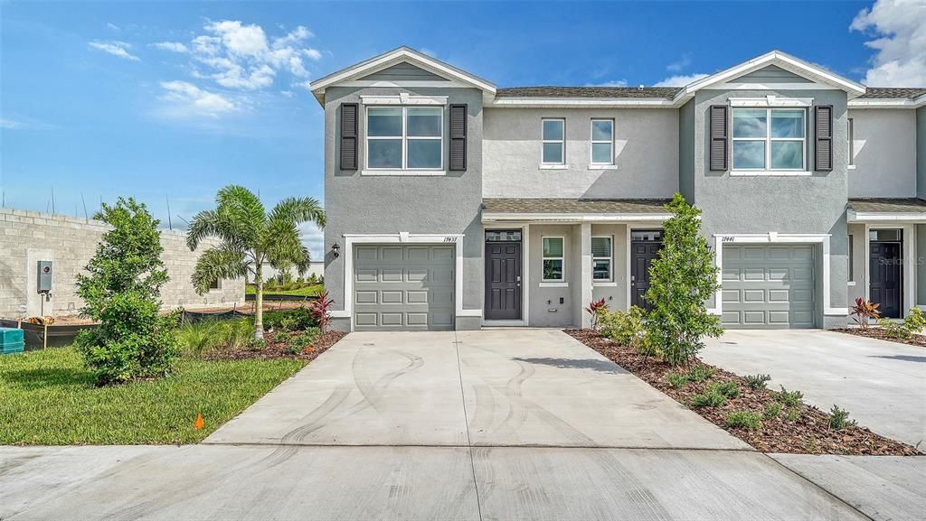 Recently Rented: $2,300 (3 beds, 2 baths, 1464 Square Feet)