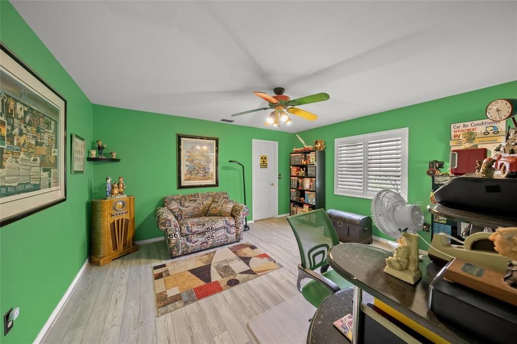 For Sale: $1,295,000 (5 beds, 3 baths, 3763 Square Feet)