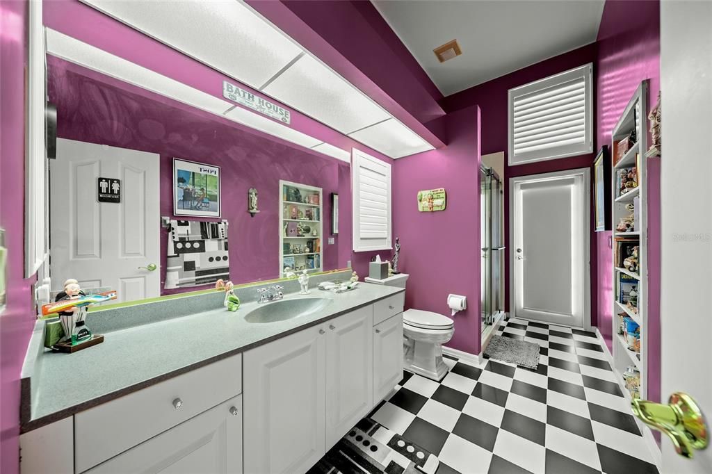 For Sale: $1,295,000 (5 beds, 3 baths, 3763 Square Feet)