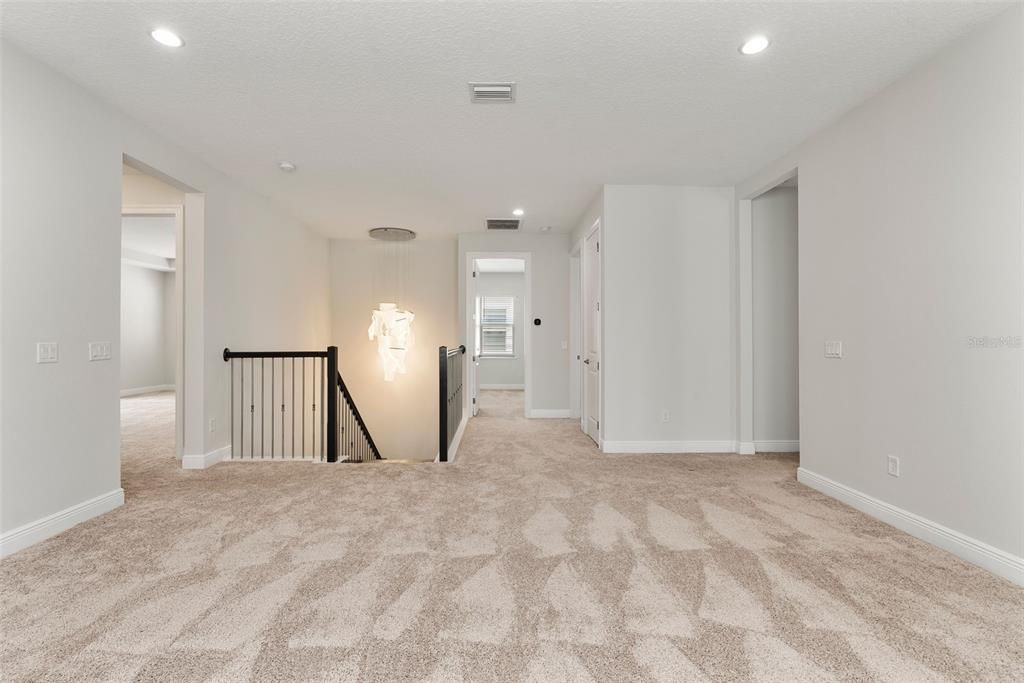 Active With Contract: $1,080,000 (5 beds, 4 baths, 3811 Square Feet)