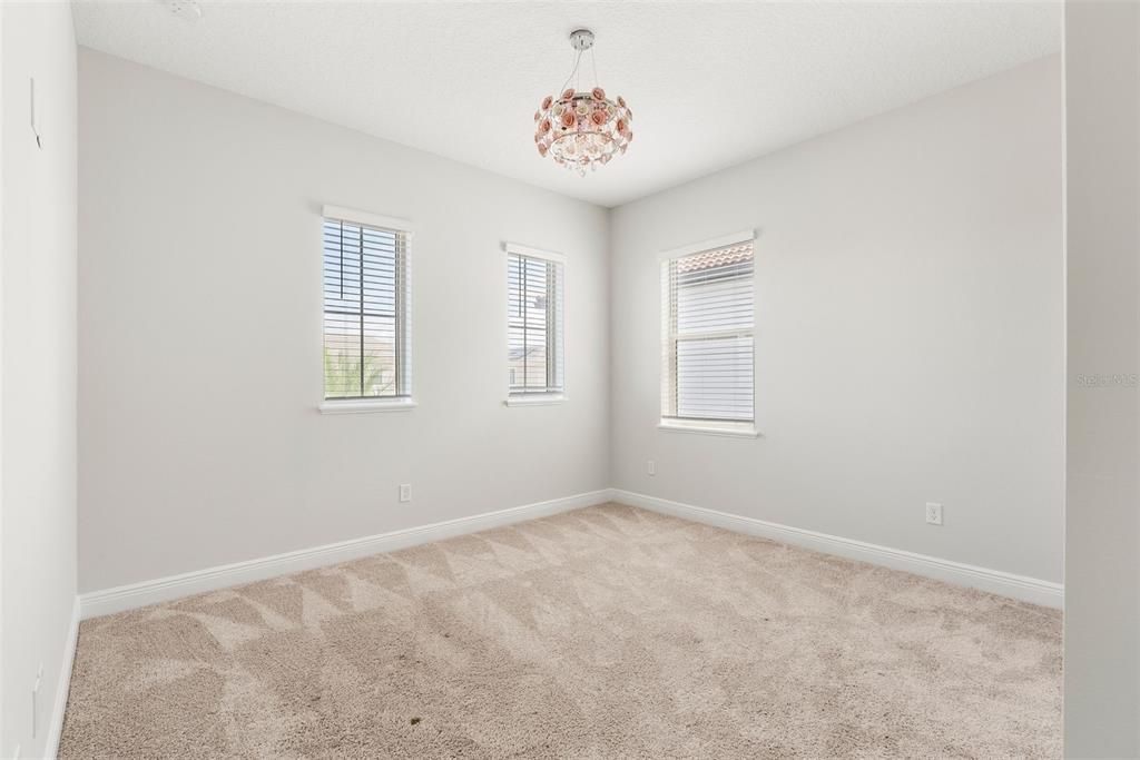 Active With Contract: $1,080,000 (5 beds, 4 baths, 3811 Square Feet)