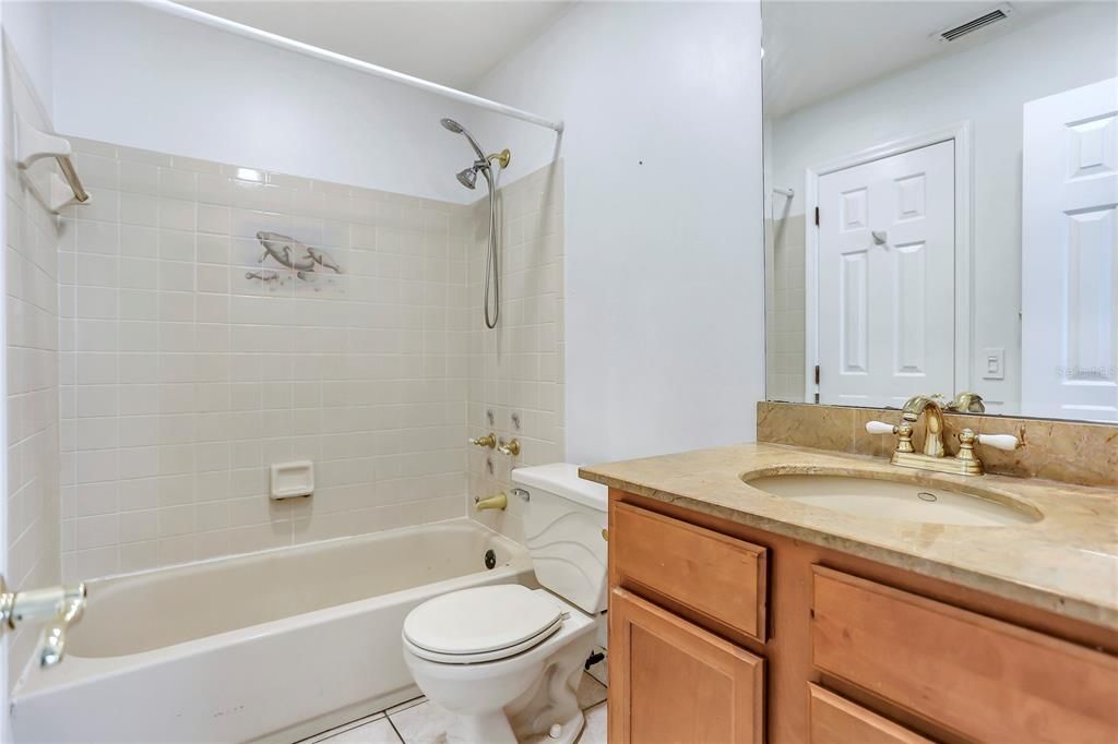 Active With Contract: $185,000 (3 beds, 2 baths, 1130 Square Feet)