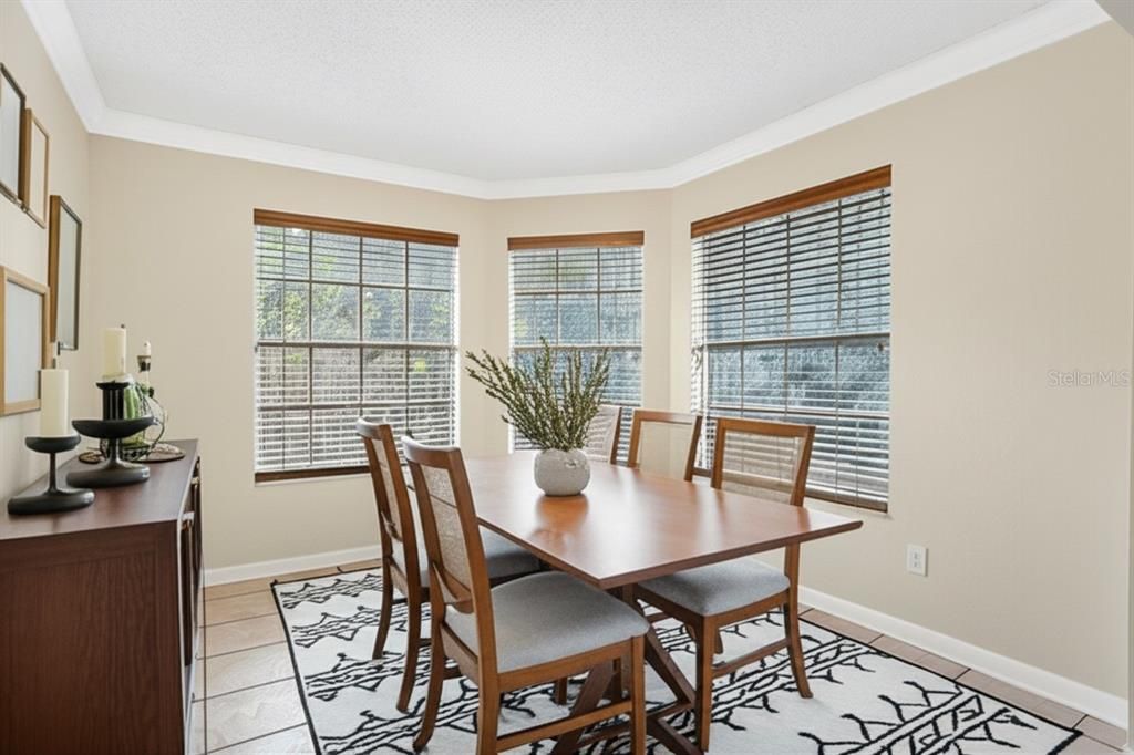 Active With Contract: $185,000 (3 beds, 2 baths, 1130 Square Feet)