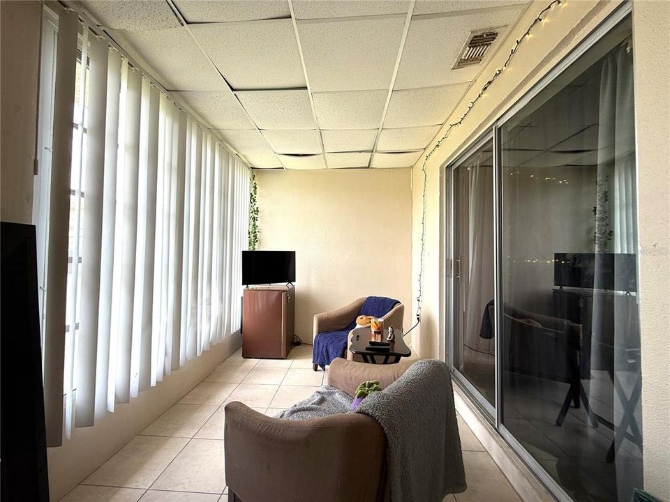 Activo con contrato: $64,900 (1 camas, 1 baños, 875 Pies cuadrados)