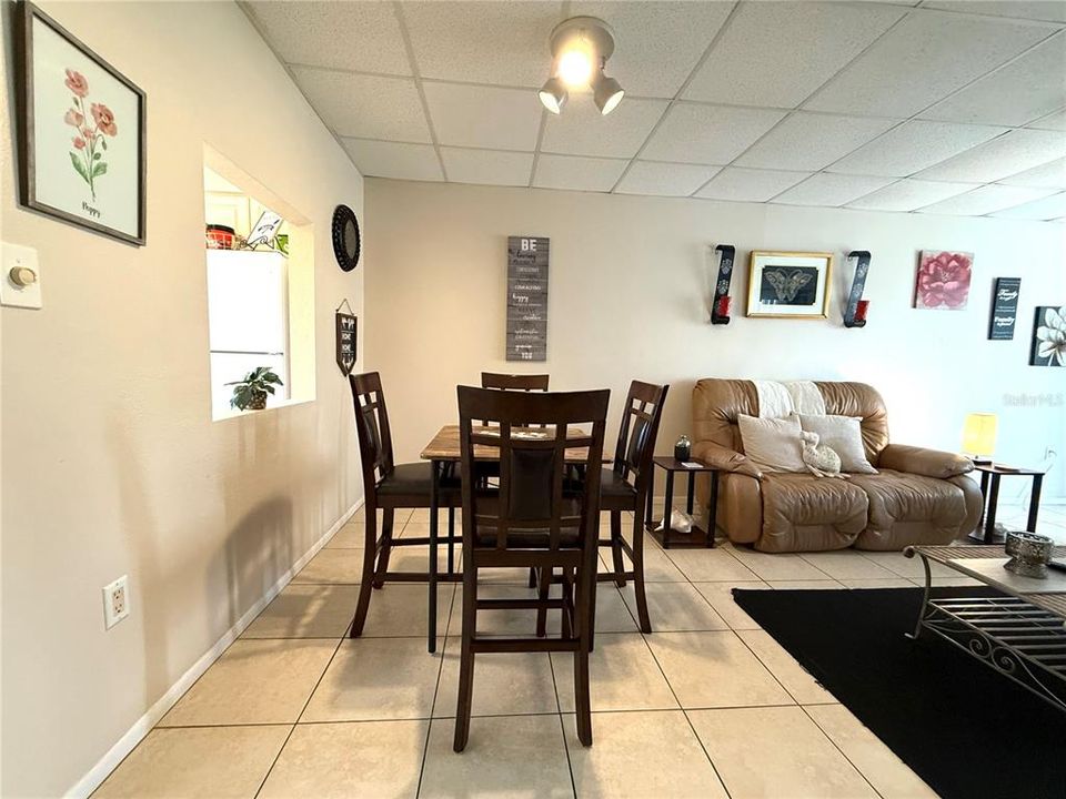 Activo con contrato: $64,900 (1 camas, 1 baños, 875 Pies cuadrados)