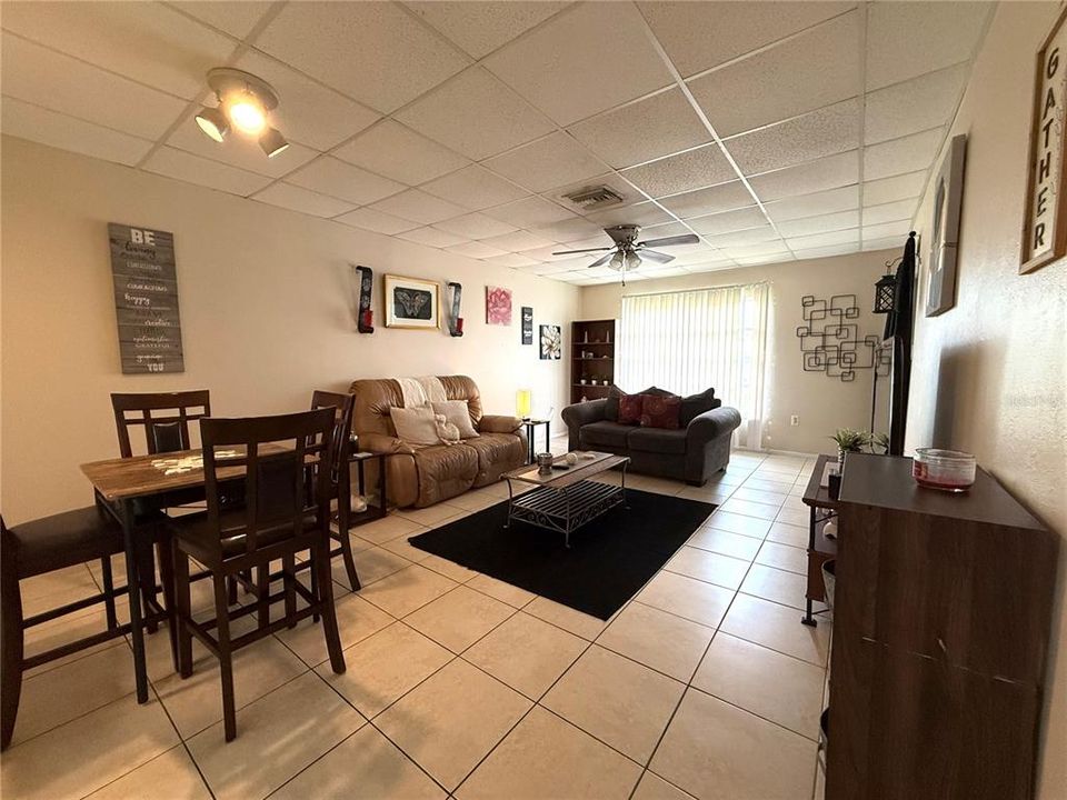 Activo con contrato: $64,900 (1 camas, 1 baños, 875 Pies cuadrados)