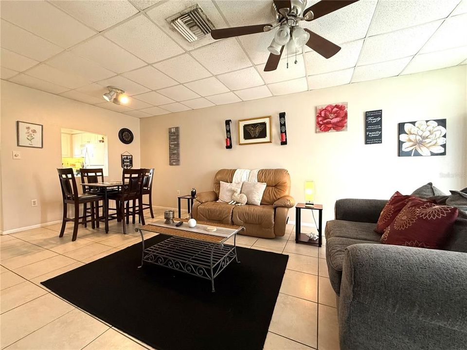 Activo con contrato: $64,900 (1 camas, 1 baños, 875 Pies cuadrados)