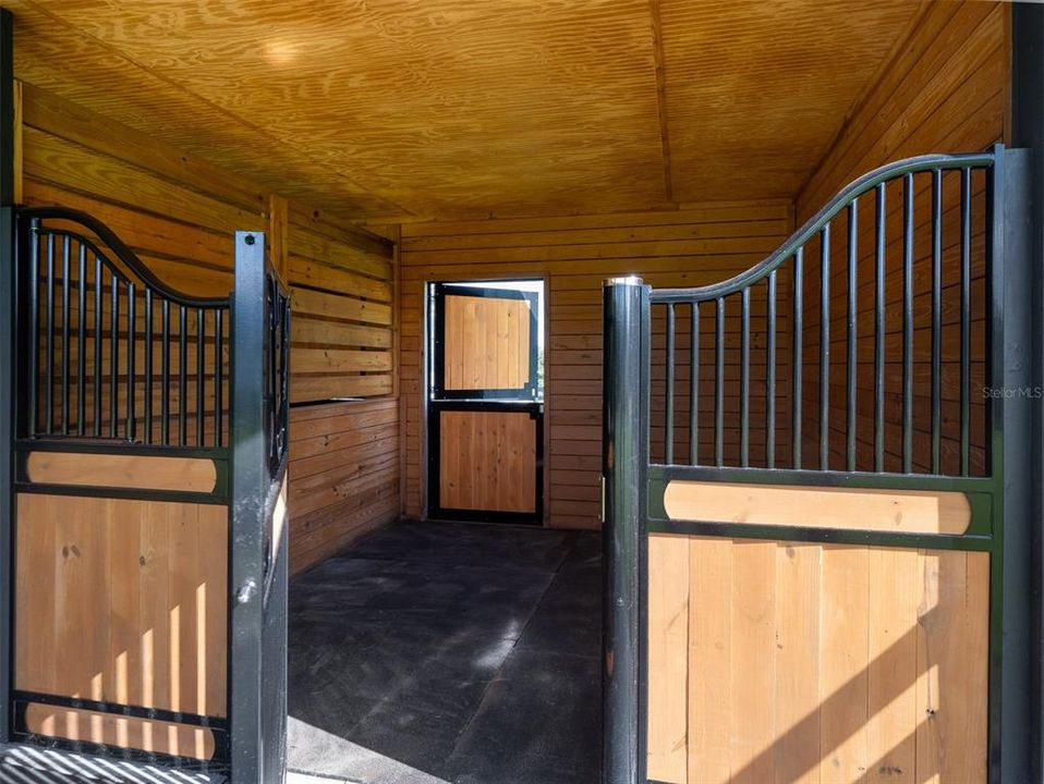 For Sale: $1,245,000 (4 beds, 2 baths, 2502 Square Feet)