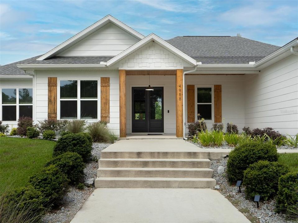 For Sale: $1,245,000 (4 beds, 2 baths, 2502 Square Feet)